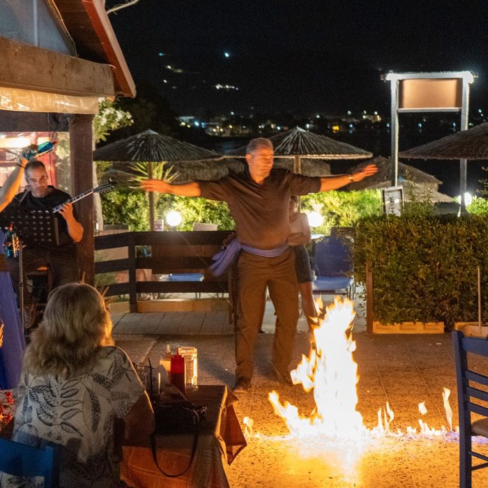 Oasis Taverna